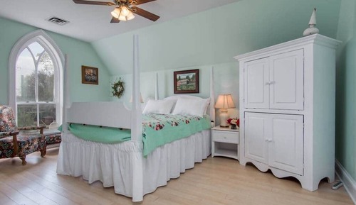 Traditional Single Room