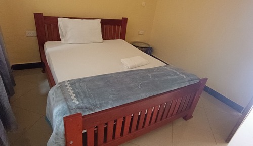Economy Single Room