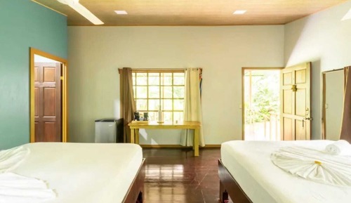 Bungalow, Balcony, Garden View