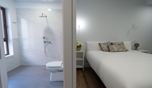 Double or Twin Room, Ensuite (minusv)