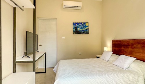 Junior Villa, 2 Bedrooms, Pool View