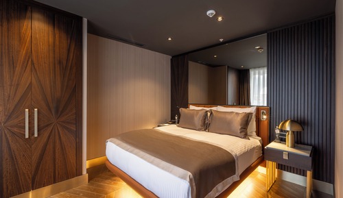 Prestige Suite