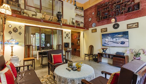 Classic Duplex, City View