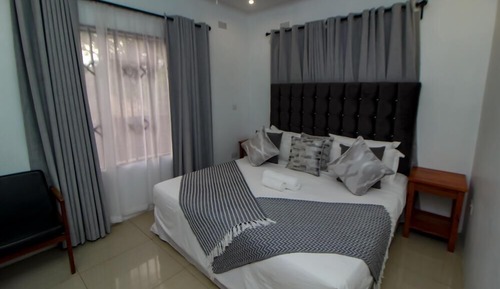 Standard Room, Balcony, Garden View