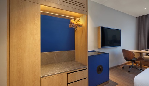 Room, 1 King Bed (Guest)