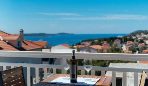 Apartment (One-Bedroom Apartment with Balcony)