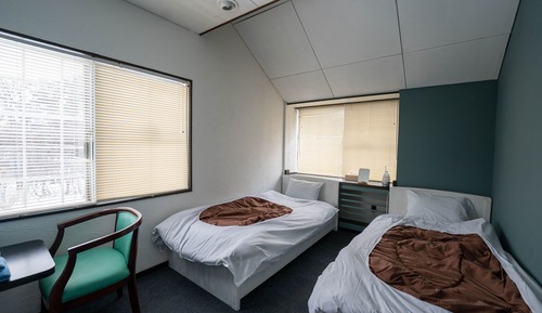 Twin Room (A)