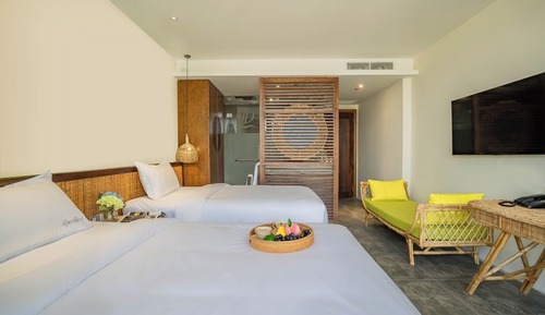 Deluxe Room, City View