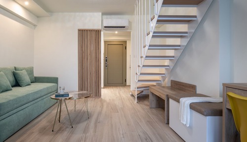Suite, Sea View