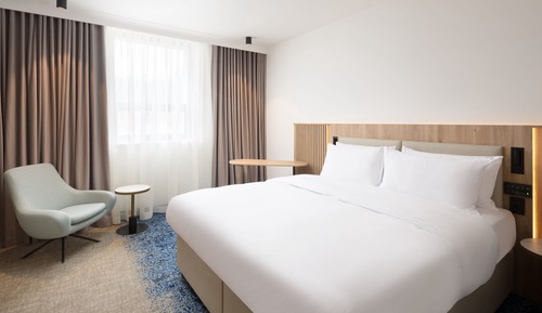 Standard Room, 1 King Bed, Non Smoking, City View