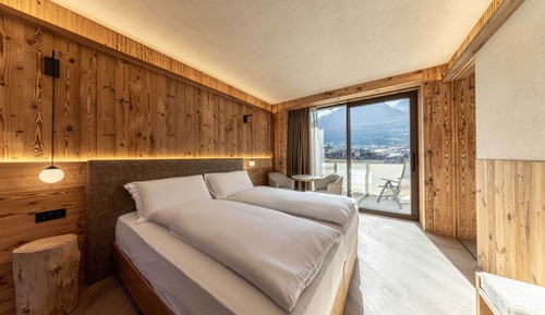 Deluxe Double or Twin Room, Balcony, Mountain View