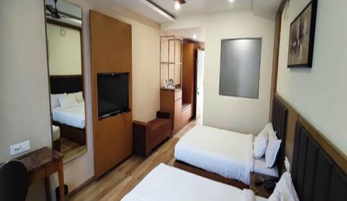 Luxury Twin Room