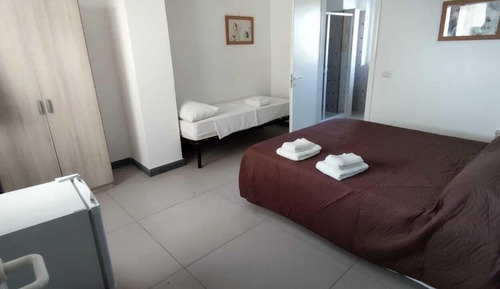 Design Room, 1 Queen Bed, Non Smoking, Garden View