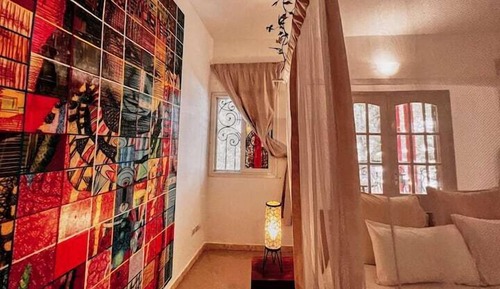 Comfort Room