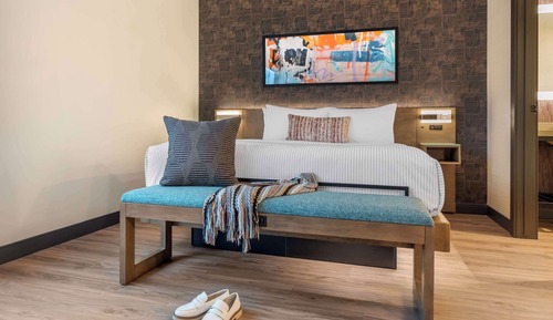 Suite, 1 King Bed, Non Smoking