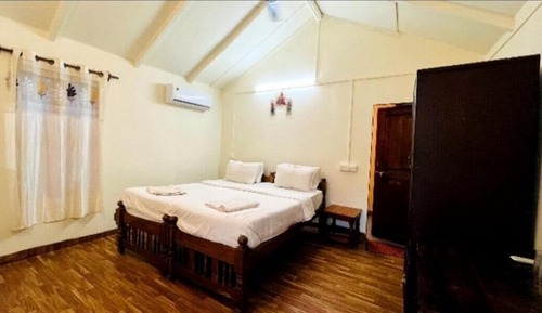 Deluxe Double Room, Garden View