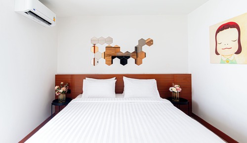 Standard Room, 1 King Bed