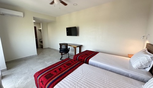 Deluxe Twin Room, 2 Twin Beds, Non Smoking, Pool View