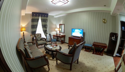 Luxury Suite