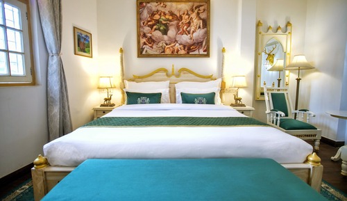 Standard Suite