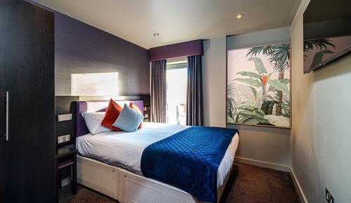 City Terrace Apartment - Two-bedrooms