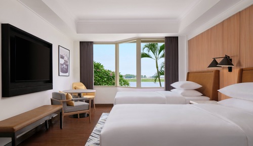 Deluxe Room, 2 Double Beds, Non Smoking, Lake View
