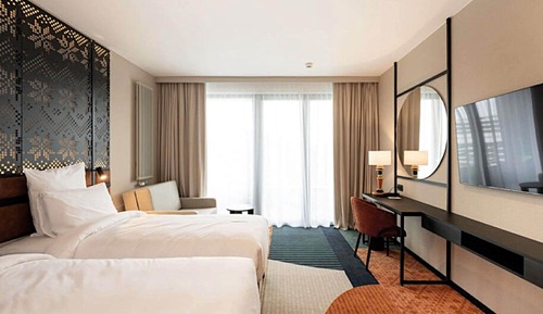 Privilege, Room, 2 Twin Beds, Mountain View
