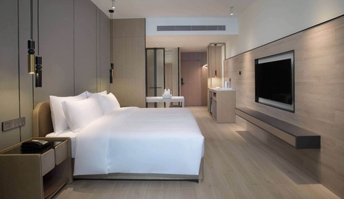 Room, 1 King Bed, Non Smoking, Sea View