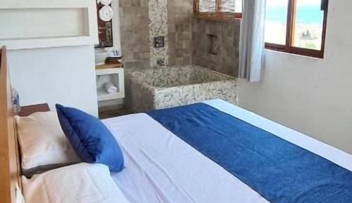 Deluxe Apartment, Partial Sea View