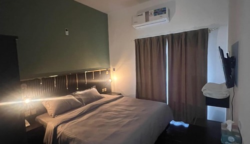 Standard Double Room, 1 King Bed, Non Smoking, City View