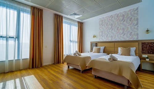 Premium Twin Room
