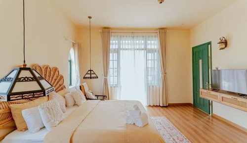 Family Studio Suite, 2 Bedrooms, Pool Access, River View