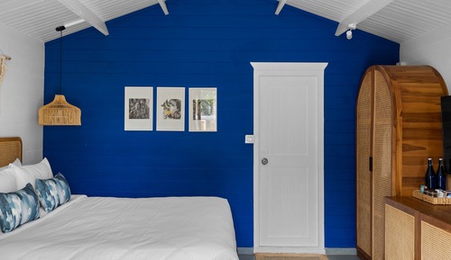 Jaunty Jacuzzi Villa