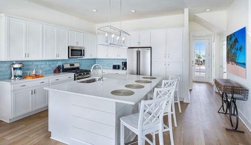 Room, 5 Bedrooms, Hot Tub (Breeze)