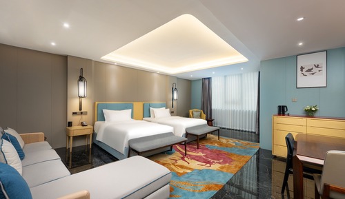 Standard Room, 2 Double Beds, Mountain View