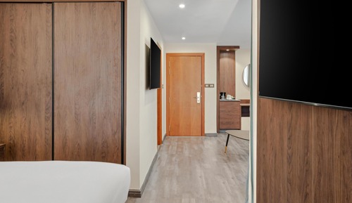 Junior Suite, 1 King Bed