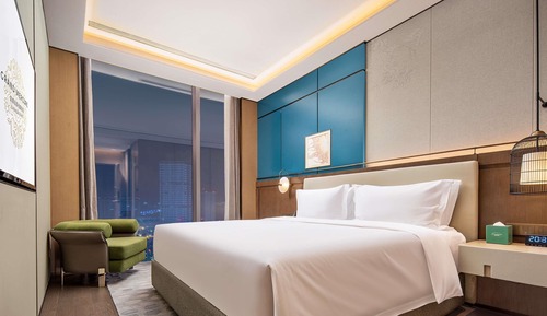 Superior Room, 1 King Bed