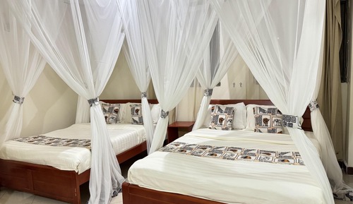 Standard Twin Room, 2 Twin Beds, Balcony, Garden View