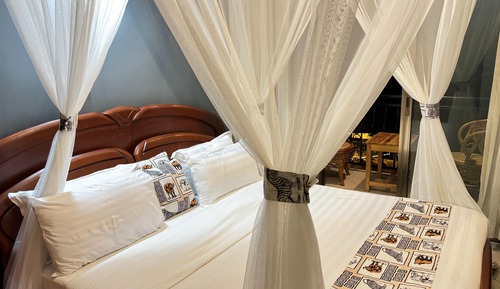 Standard Double Room, 1 Double Bed, Balcony, Lake View
