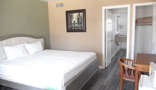 Senior Single Room