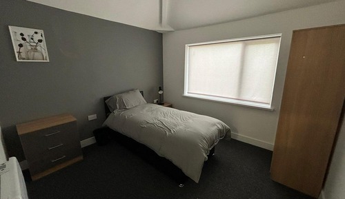 Standard Room, 2 Twin Beds (Shared)
