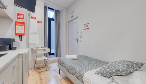 Basic Studio, 1 Twin Bed, Non Smoking, Private Bathroom