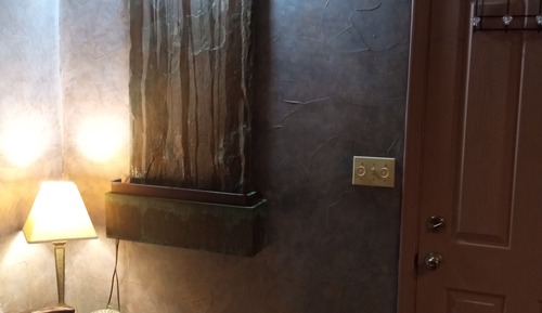 Deluxe Room, 1 Queen Bed, Jetted Tub, Ground Floor