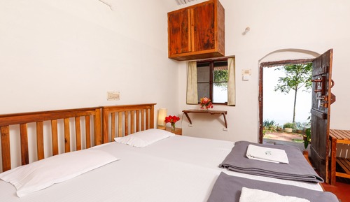 Deluxe Cottage