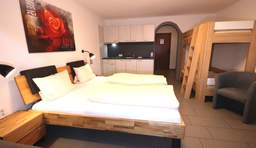 Classic Quadruple Room