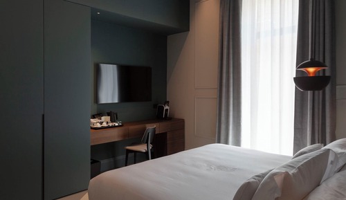 Junior Double Room