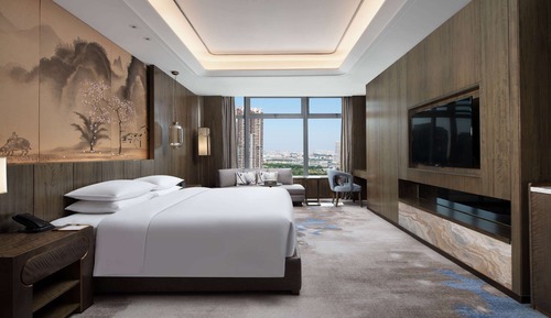 Room, 1 King Bed, Non Smoking (Lingnan Style)