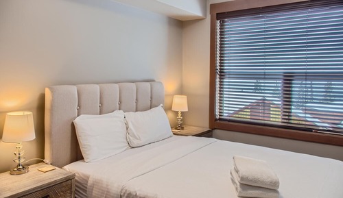 Stonegate Resort Unit B102