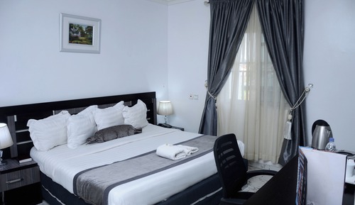 Basic Single Room