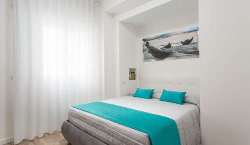 Deluxe Apartment, 2 Bedrooms, Balcony, Canal View